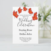 Elegante minimalistische rote Blätter Herbsthochze Einladung (Stehend Vorderseite)