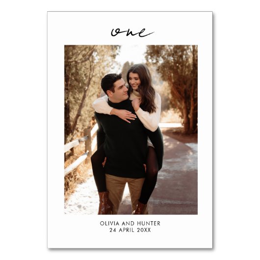 Elegante Minimalistische Schwarz-Weiß-Hochzeit Tischnummer (Vorderseite)