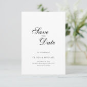 Elegante Minimalistische Script-Hochzeit Save The Date (Stehend Vorderseite)