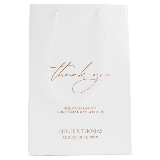 Elegante Minimalistische White Wedding Vielen Dank Mittlere Geschenktüte (Vorderseite)