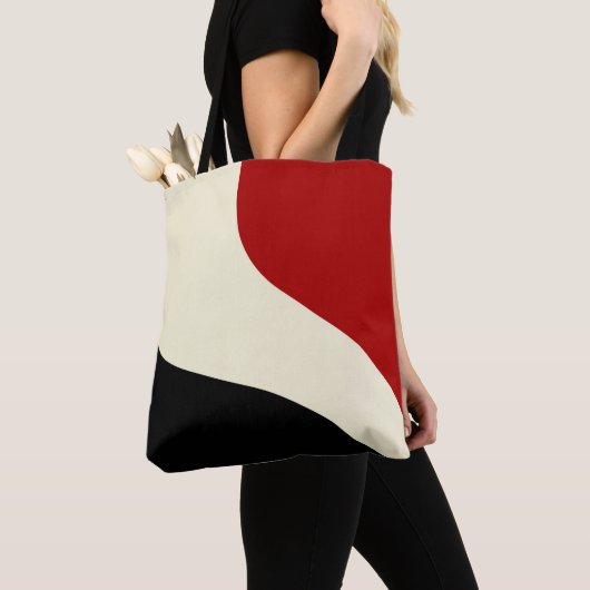 Elegante Minimalwelle in Rot, Schwarz und Cream Tasche (Von Nahem)