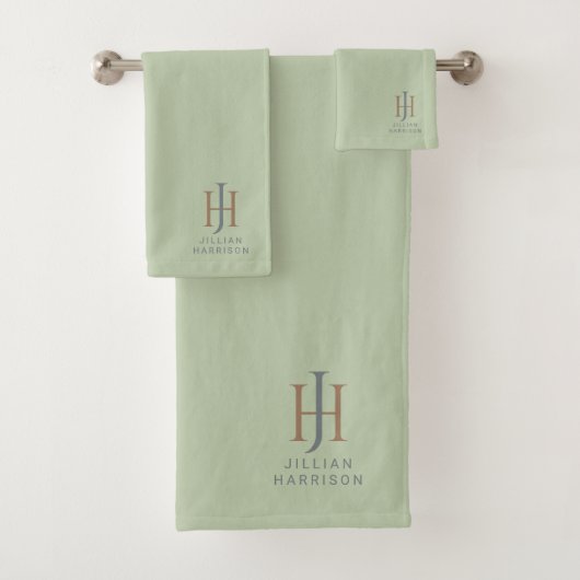 Elegante Mit Monogramm Sage Green Badhandtuch Set (Insitu)
