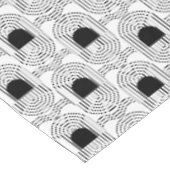 Elegante Mod Arch Lines Tischdecke (Schrägansicht)