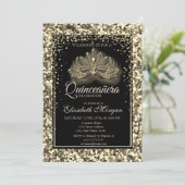 Elegante Modern Masque Gold Sequins Quinceanera Einladung (Stehend Vorderseite)