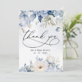 Elegante Moderne Botanische Hochzeit der Blauen Fl Dankeskarte (Stehend Vorderseite)