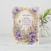 Elegante Moderne Botanische Hochzeit Lila Blumen Einladung (Stehend Vorderseite)