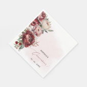 Elegante moderne Burgund Blush Bloral Quinceñera Serviette (Ecke)
