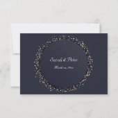 Elegante moderne Confetti Gold Wedding RSVP Card Karte (Rückseite)