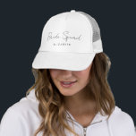 Elegante Moderne Einfache Braut Squad Brautjungfer Truckerkappe<br><div class="desc">Benutzerdefinierte Skript Text Name Modern Elegant Einfach Vorlage Damen Braut Squad Brautjungfer Hochzeit Junggesellinnenabschied Weiß Trucker Hut / Cap.</div>