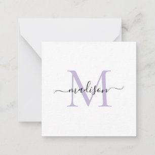 Elegante Moderne Feminine Monogram Script Lila Mitteilungskarte