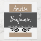 Elegante Moderne Gray Beige Script Wedding Weinetikett (Einzelnes Label)