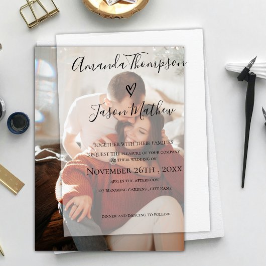 Elegante Moderne Herz Typografie Skript Hochzeit Pergament Einladungen