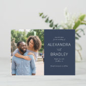 Elegante moderne Navy-Foto Save The Date (Stehend Vorderseite)