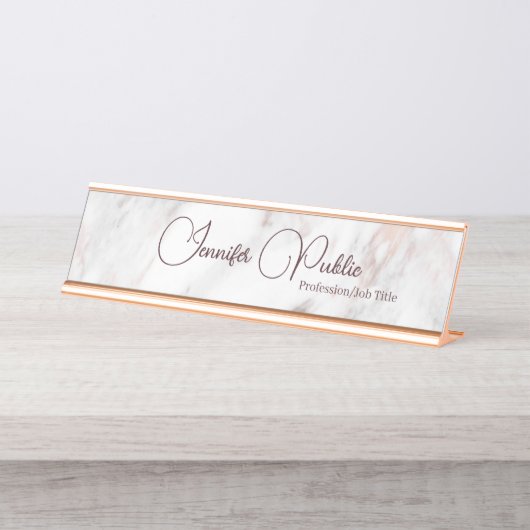 Elegante moderne Rose Gold Marmor Handgeschriebene Schreibtischnamensplakette (Vorderseite )