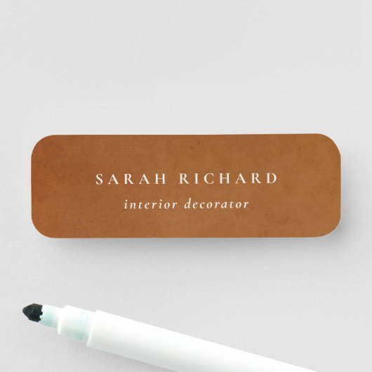 Elegante moderne rustikale Tan Leder Textur Custom Namensschild (Beispiel)