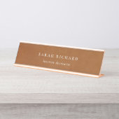 Elegante moderne rustikale Tan Leder Textur Custom Schreibtischnamensplakette (Vorderseite )