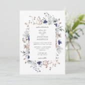 Elegante Moderne Rustikale Wildblume Hochzeit Einladung (Stehend Vorderseite)