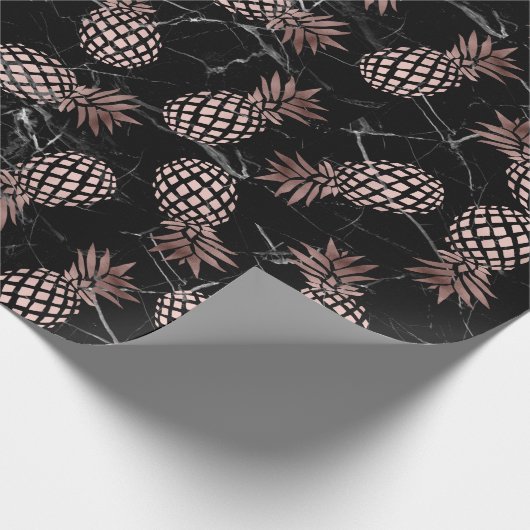 elegante moderne schwarze MarmorRosengoldananas Geschenkpapier (Ecke)