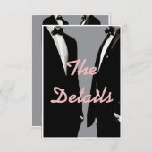 Elegante, moderne Schwule, die QR-Code hochhalten Begleitkarte (Vorne/Hinten)