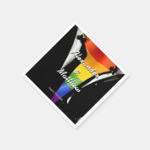 Elegante moderne schwule Hochzeit Regenbogen Serviette (Ecke)