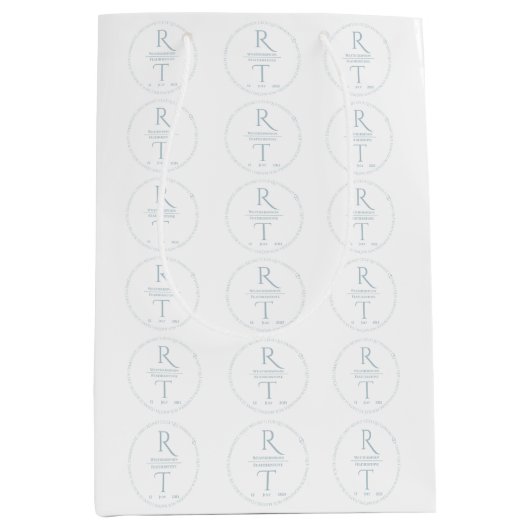 Elegante, moderne White Gray Monogram Wedding Mittlere Geschenktüte (Vorderseite)