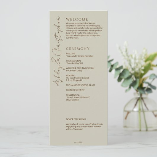 Elegante Moderne Wildblume Taupe Wedding Programm (Stehend Vorderseite)