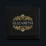 Elegante Monogram Black Gold Office School Erinnerungskiste<br><div class="desc">Eine elegante Schwarz-Gold-Geschenkboxen blühte. Fügen Sie Ihren Namen zwischen den goldenen Blüten auf der Vorderseite geblüht. Entworfen für Sie von BlackBerry Boulevard.</div>