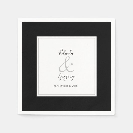 Elegante Monogram Black & White Wedding Serviette (Vorderseite)