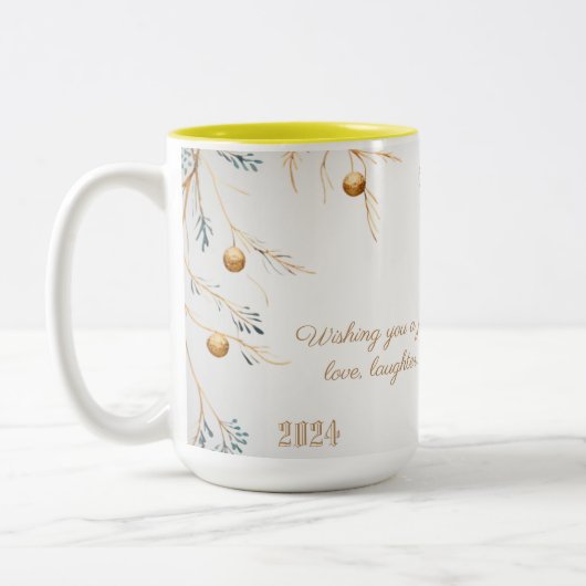 Elegante Monogram Family Christmas Tasse mit Botsc (Links)
