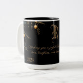 Elegante Monogram Family Christmas Tasse mit Botsc (Vorderseite Links)