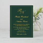 Elegante Monogram Formal Forest Green Wedding Gold Folieneinladung (Stehend vorne)