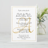 Elegante Monogram Gold Script Calligraphy Wedding Einladung (Stehend Vorderseite)