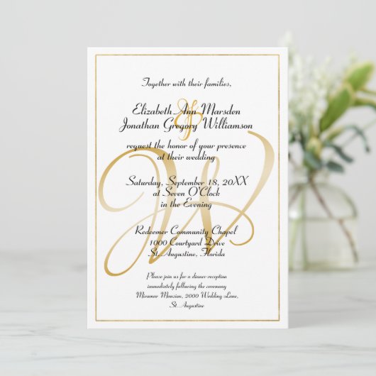 Elegante Monogram Gold Script Calligraphy Wedding Einladung (Stehend Vorderseite)