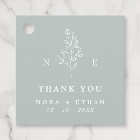 Elegante Monogram Leaf Sage Green Wedding Geschenkanhänger (Vorderseite)