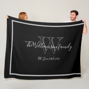 Elegante Monogram Name Script Chic Wedding Keepake Fleecedecke