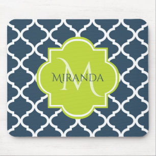 Elegante Monogram Navy Green Quatrefolie und Name Mousepad