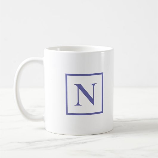 Elegante Monogram Periwinkle Blue Minimalistisch Kaffeetasse (Links)