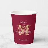 Elegante Monogram Script Burgundy Gold Wedding Pappbecher (Vorderseite)