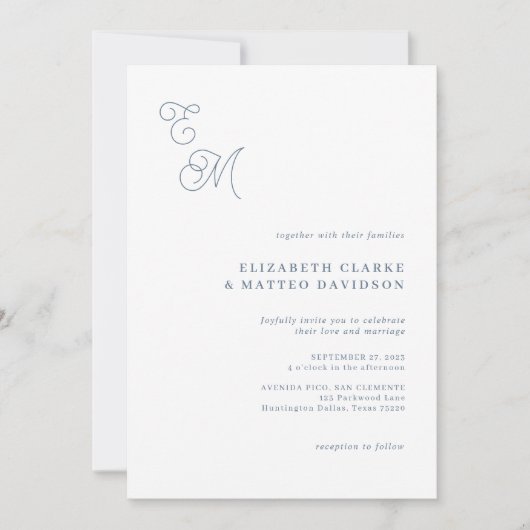Elegante Monogram Script Dusty Blue Wedding Einladung (Vorderseite)