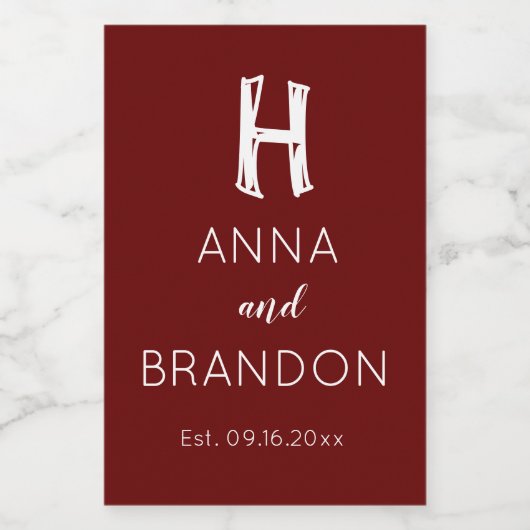 Elegante Monogram Script Wedding Burgundy Red Weinetikett (Einzelnes Label)