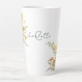 Elegante Monogram Watercolor Sonnenblume Bouquet Milchtasse (Vorderseite)