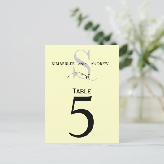 Elegante Monogram Wedding Tischnummer Cards (Stehend Vorderseite)
