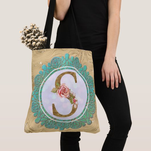 Elegante Monogramm-Anfangsbuchstaben mit Mandala Tasche (Von Nahem)