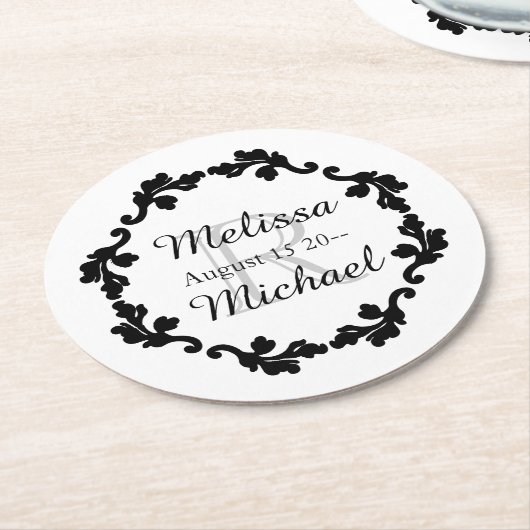 Elegante Monogramm Hochzeit Schwarz-weiß grau Runder Pappuntersetzer (Angewinkelt)