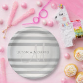 Elegante Monogramm-Imitate Silberglänzende graue S Pappteller (Party)