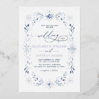 Elegante Monogramm-Schneeflocken Blaue Winterhochz Folieneinladung