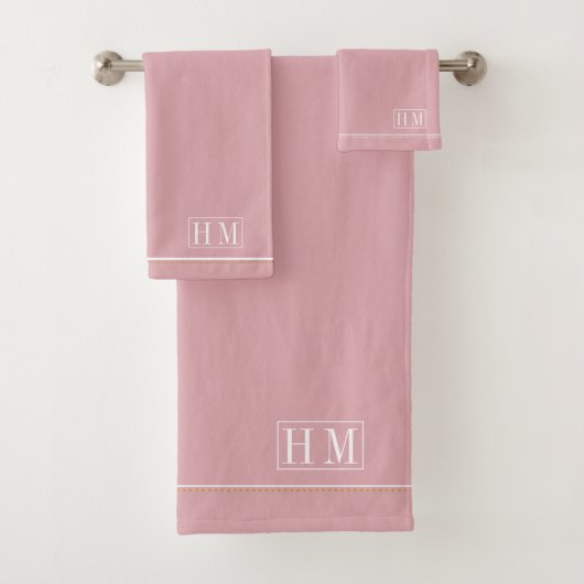 Elegante Monogramm Weißer Name Rosa Badhandtuch Set (Insitu)