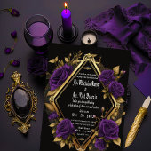 Elegante Moody Lila & Gold Gothic Wedding Einladung