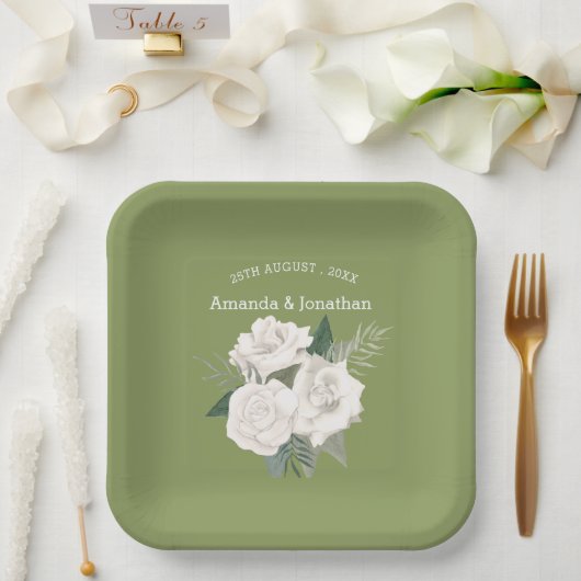 Elegante Moss Green und White Roses Wedding Pappteller (Hochzeit)