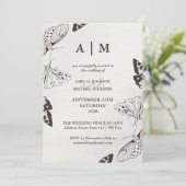 Elegante Moths Monogram Wedding Einladung (Stehend Vorderseite)